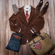 Load image into Gallery viewer, Boston College Tie